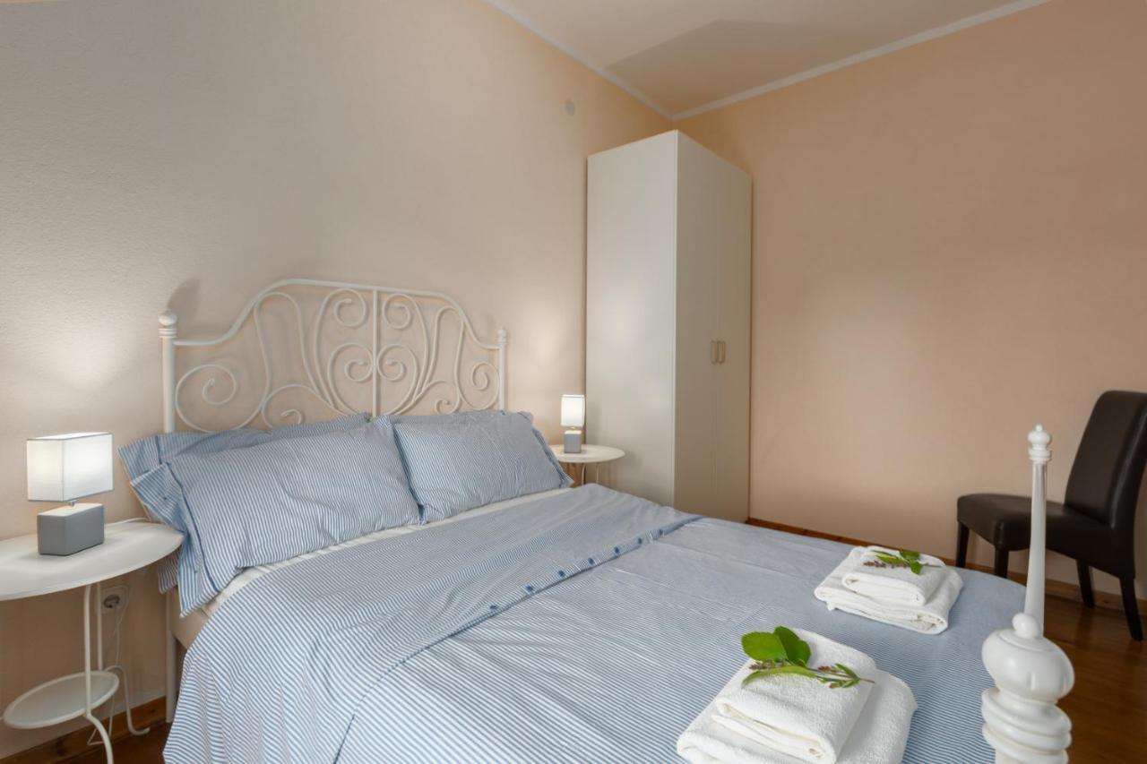 Apartments Zomzi Пореч Экстерьер фото