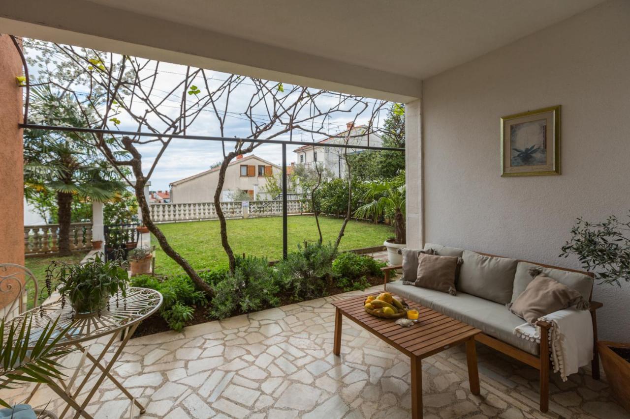 Apartments Zomzi Пореч Экстерьер фото